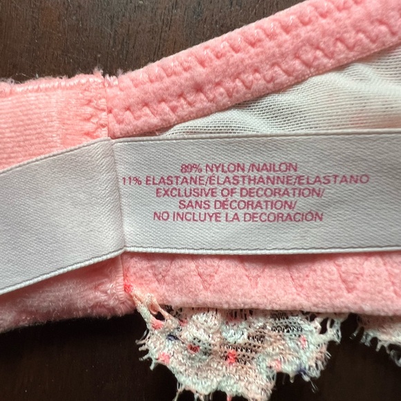 Demi Bra by Victoria’s Secret - Picture 7 of 10